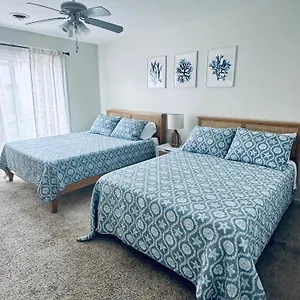 Apartment Cozy Walking Distance From With Private Patio Ocean City